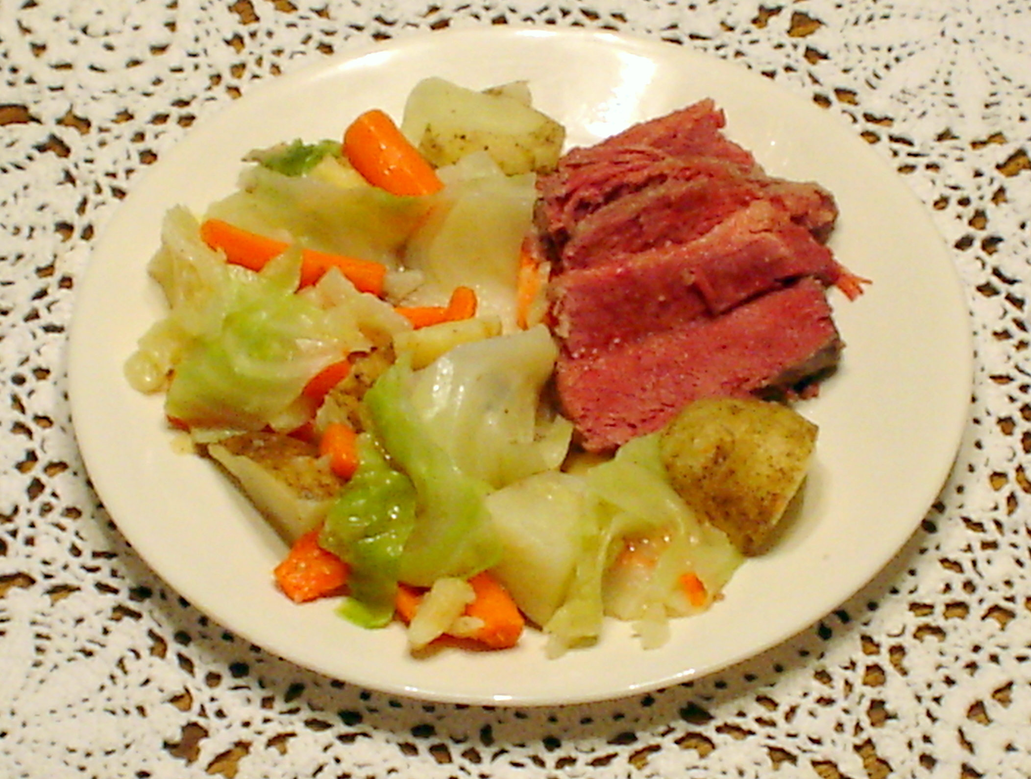 Traditional CORNED BEEF AND CABBAGE (circa 1880) « Gregs Kitchen
